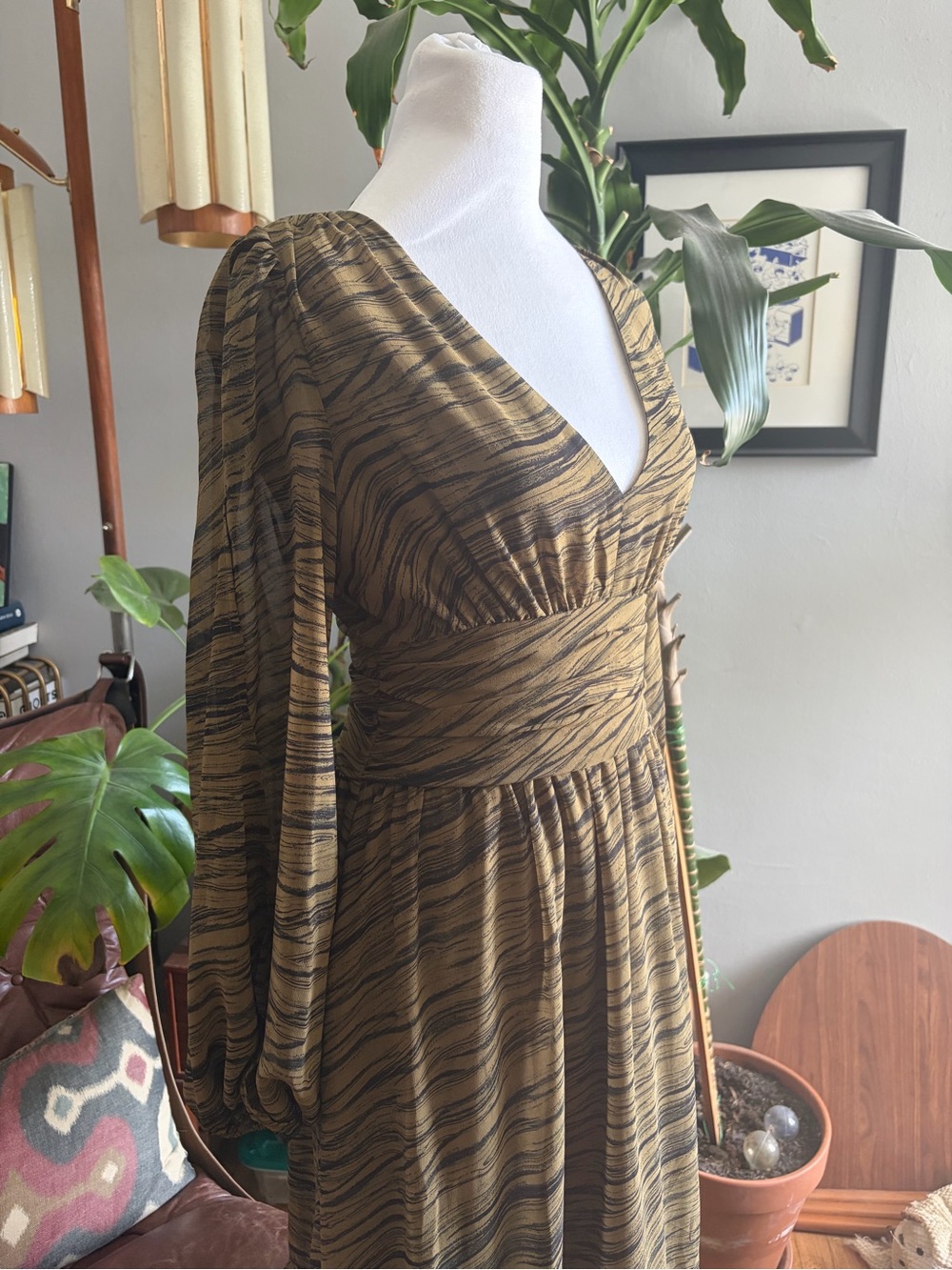 Women's V-Neck Long Sleeve Animal Print Maxi Dress